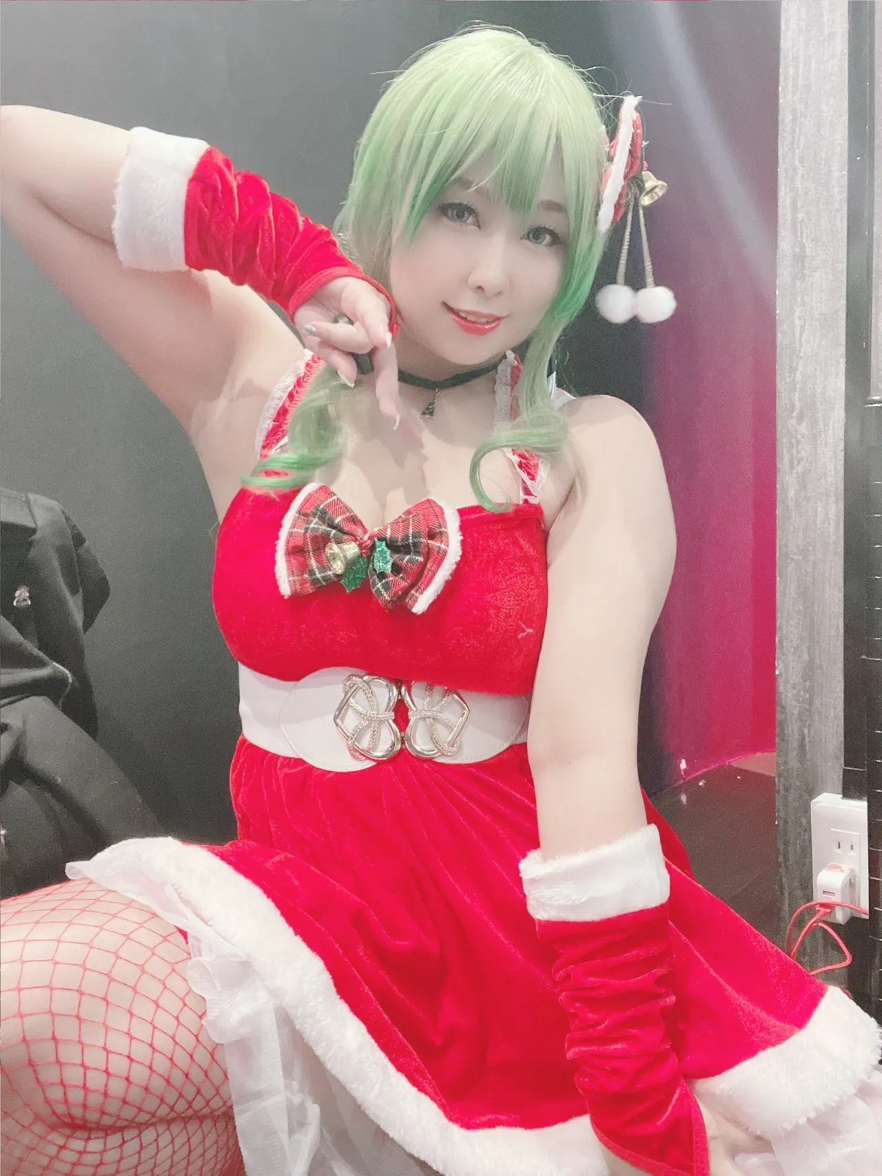 東雲葵 - Santa Gumi-erohere11.webp